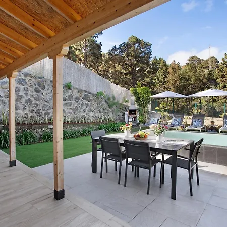 Vakantiehuis Casa Adayeim 1 *